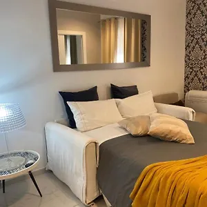  Apartment Via Del Corso Italy