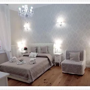  Apartment Casa De Rose Italy